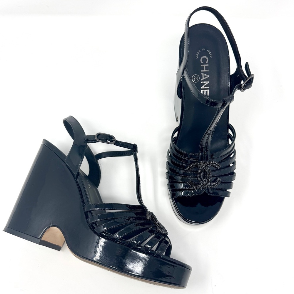 Chanel Black Patent Leather T-Strap CC Logo Wedge Platform Sandals - Picture 3 of 15